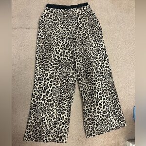 🆕 Women’s Leopard Print Wide-Leg Pants